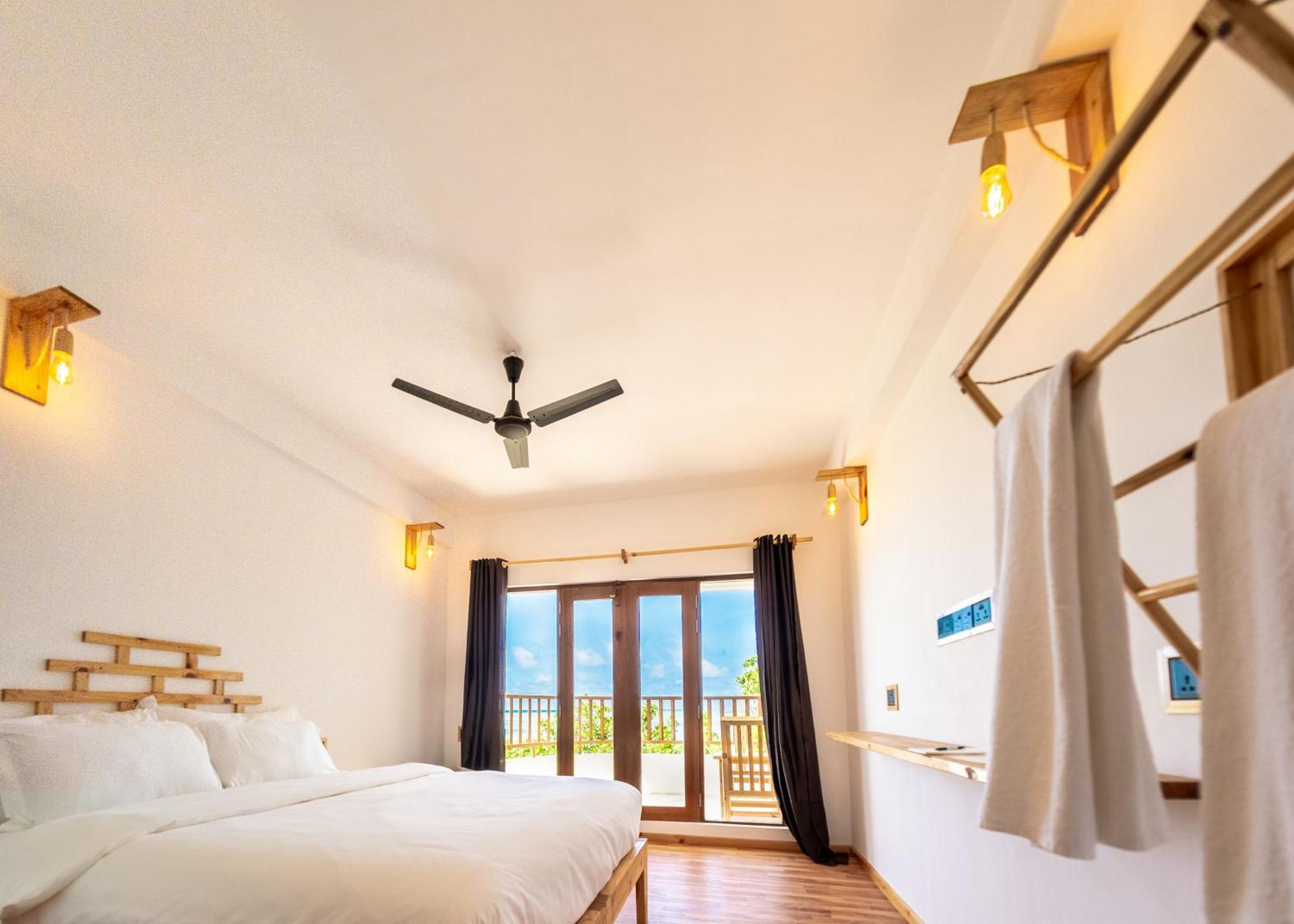 Manta Sea View Himandhoo Hotel Ngoại thất bức ảnh